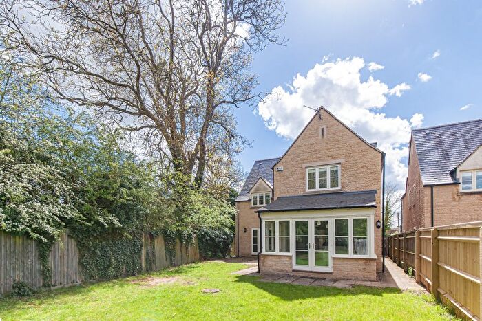 5 Bedroom Detached House To Rent In Abingdon Road, Standlake, Witney, OX29