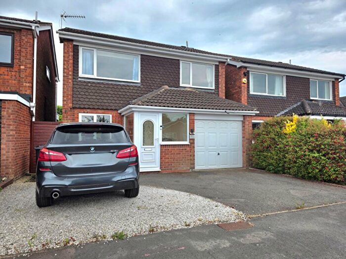 4 Bedroom Detached House For Sale In The Birches, Bulkington, Bedworth, Warwickshire, CV12