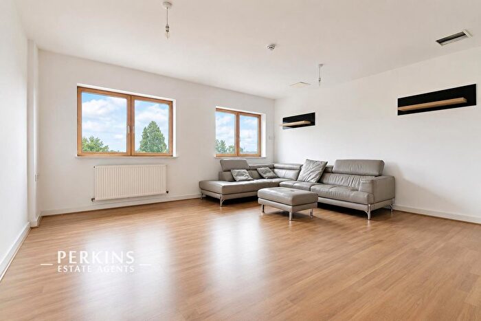 2 Bedroom Flat For Sale In Greenford, UB6