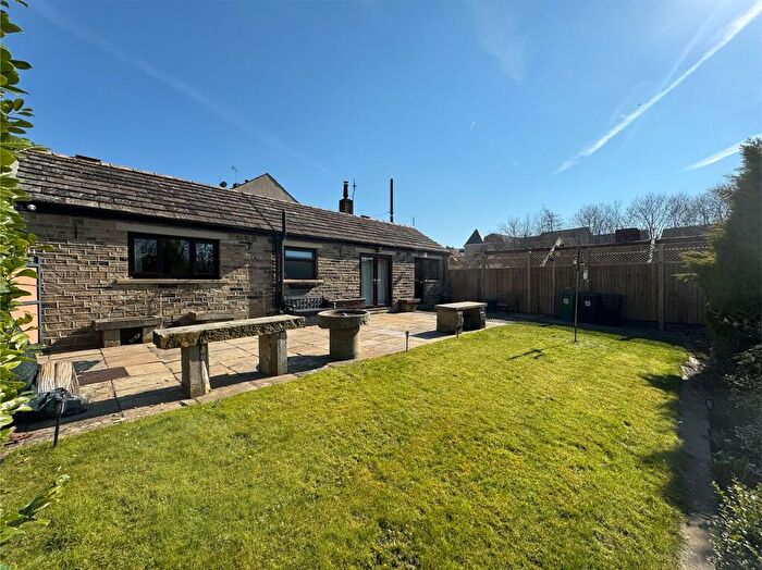 2 Bedroom Semi-Detached Bungalow To Rent In Fenay Bridge Road, Fenay Bridge, HD8