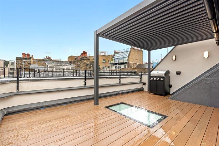 2 Bedroom Flat To Rent In Floral Street, Covent Garden, WC2E