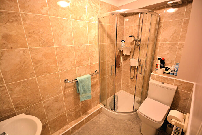 1 Bedroom Apartment For Sale In The Laurels, Macaulay Road, Poole, Dorset, BH18 - Photo 7