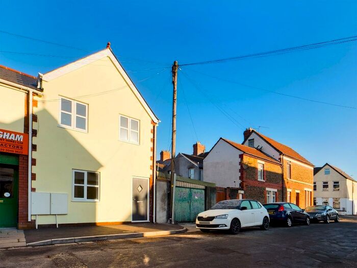 1 Bedroom Flat To Rent In B The Stables, Dalcross Street, Cardiff, CF24