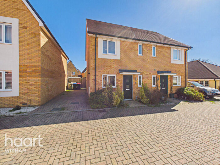 2 Bedroom Semi Detached House For Sale In Howell Walk, Witham, CM8