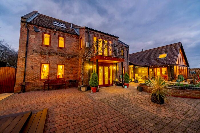 4 Bedroom Detached House For Sale In Lords Bridge, Islington, King's Lynn, PE34