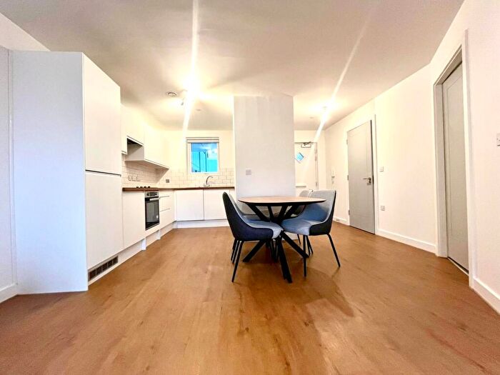 1 Bedroom Apartment To Rent In Deansgate Gardens, Bolton, BL1