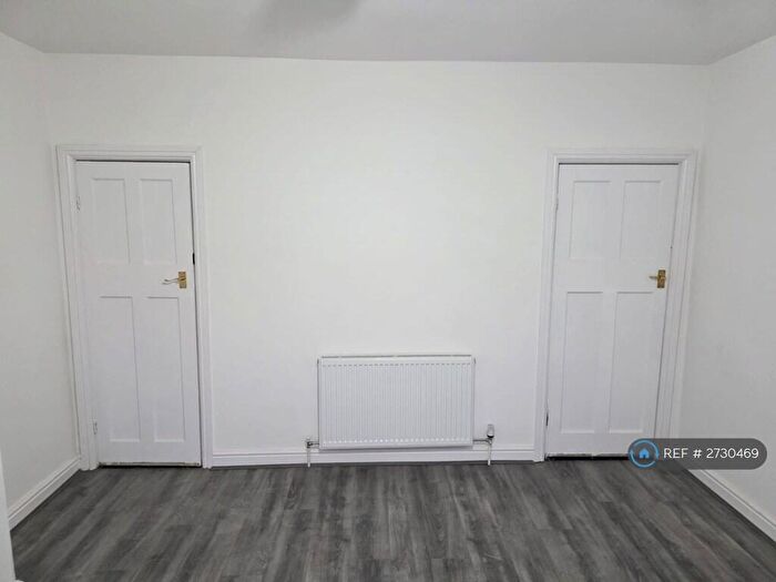 3 Bedroom Terraced House To Rent In Arbourthorne Road, Sheffield, S2