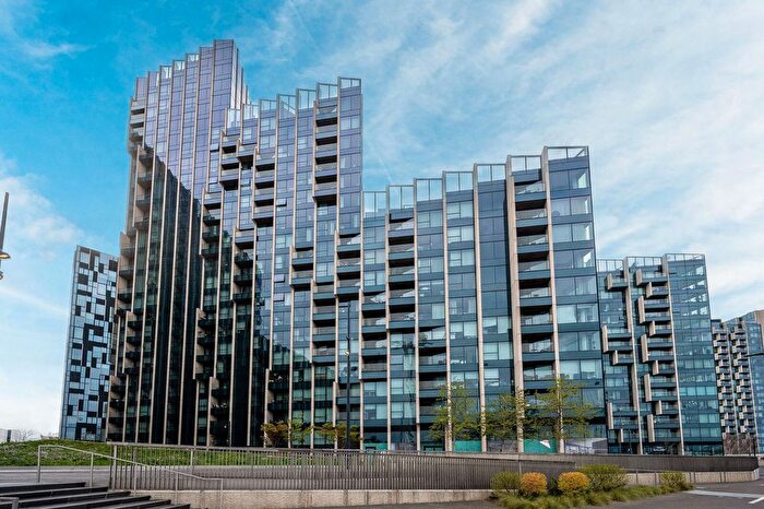 2 Bedroom Flat For Sale In North Greenwich, London, SE10