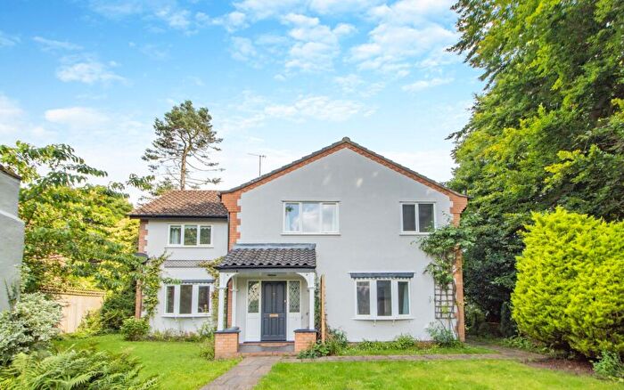 5 Bedroom Detached House For Sale In South Avenue, Norwich, Norfolk, NR7