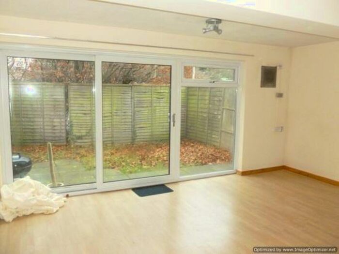 3 Bedroom Semi-Detached House To Rent In Turnpike Court, Sandbach, CW11