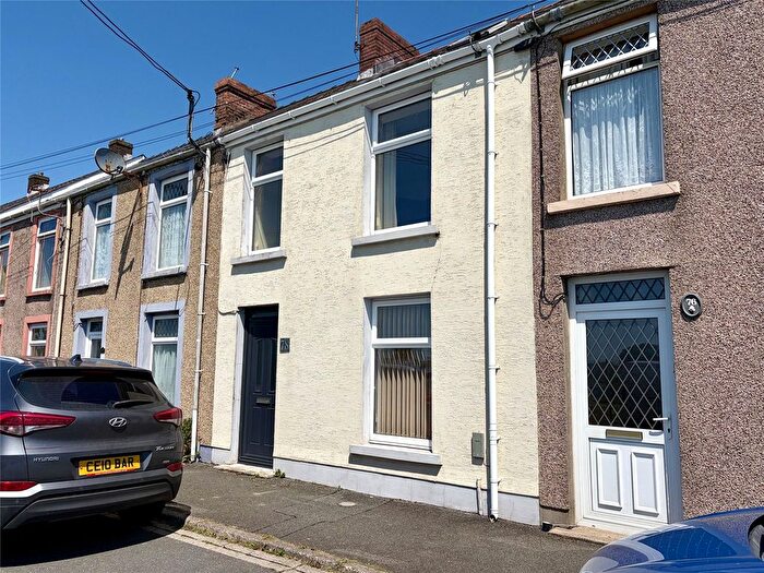 3 Bedroom Terraced House For Sale In Marble Hall Road, Milford Haven, Pembrokeshire, SA73
