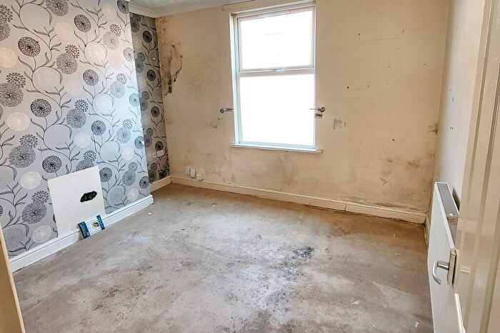 2 Bedroom Terraced House For Sale In Belmont Street, Lincoln, Lincolnshire, LN2