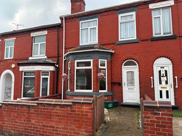 3 Bedroom Semi-Detached House To Rent In Mansfield Road, Balby, Doncaster, DN4