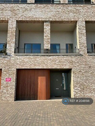 2 Bedroom Flat To Rent In Lock Side Way, London, E16