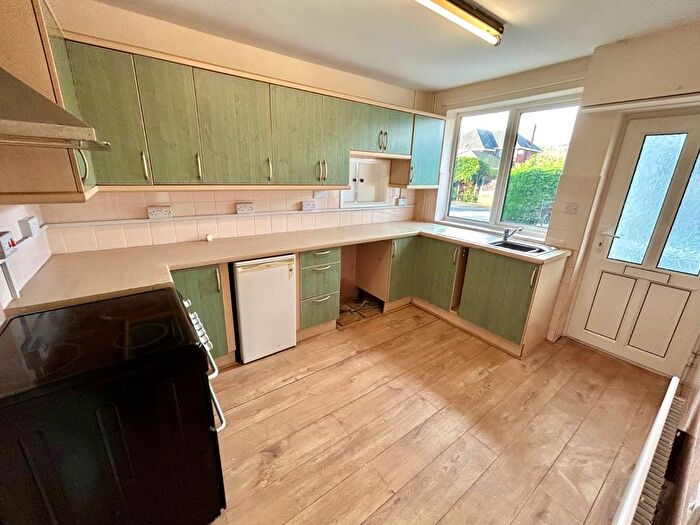 2 Bedroom Bungalow To Rent In Pine Gardens, Llanidloes Road, Newtown, Powys, SY16