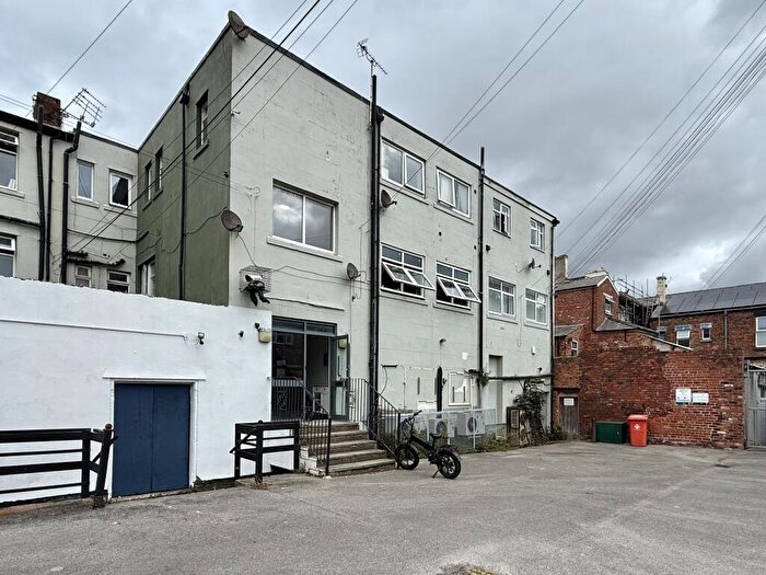 2 Bedroom Flat For Sale In Flat, Willow Court, Grosvenor Road, Wallasey, CH45
