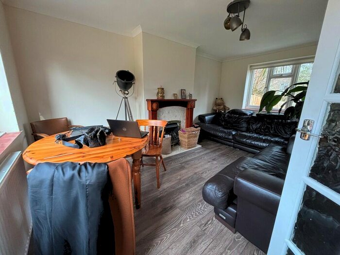 2 Bedroom Terraced House To Rent In Nell Gwynne Close, SL5