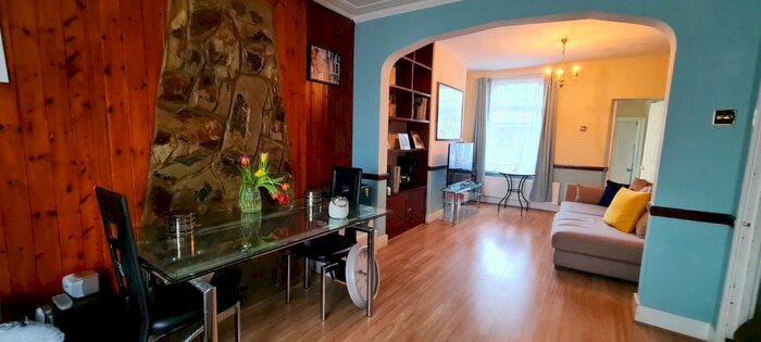 2 Bedroom Terraced House To Rent In Bristol Road, Forest Gate, E7