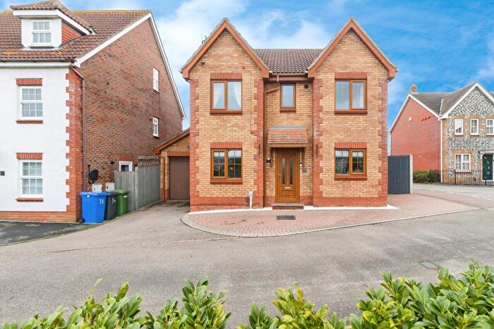 4 Bedroom Detached House For Sale In Matlock Dale, Carlton Colville, Lowestoft, NR33