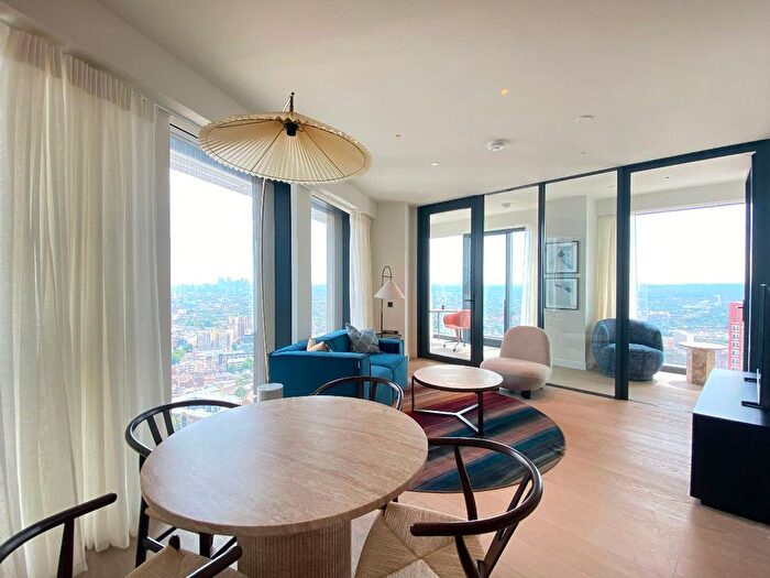 2 Bedroom Flat To Rent In Apartment, Nine Elms Lane, London, SW8