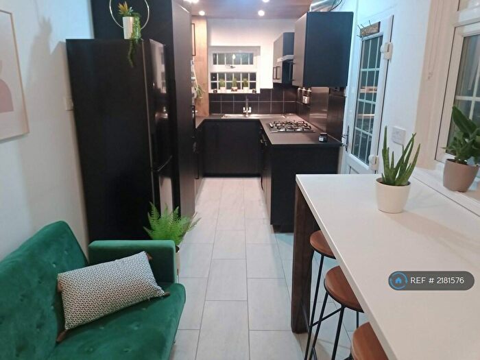 6 Bedroom Terraced House To Rent In Clements Street, Coventry, CV2