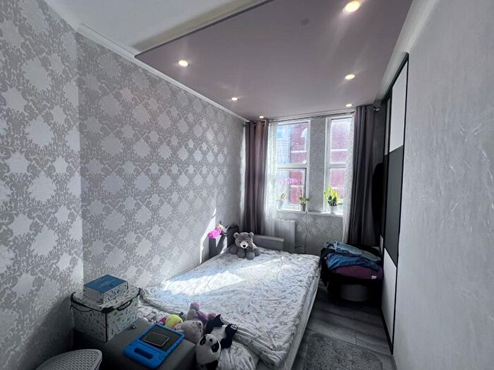 1 Bedroom Flat For Sale In Colwyn Road, The Mounts, Northampton, NN1