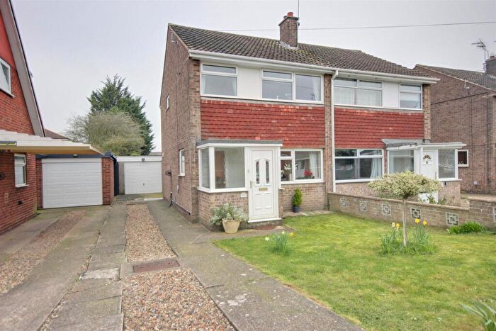 3 Bedroom Semi Detached House For Sale In Laughton Road, Beverley, HU17