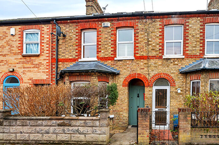 3 Bedroom Terraced House To Rent In Lime Walk, Headington, OX3