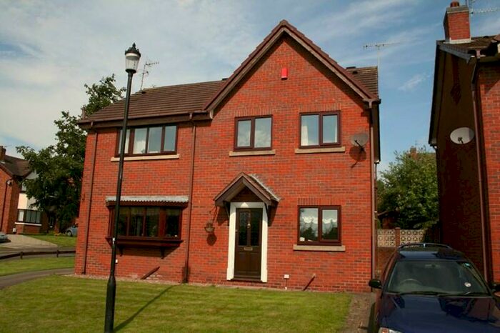 3 Bedroom Semi-Detached House To Rent In Cambridge Close, Gillow Heath, ST8