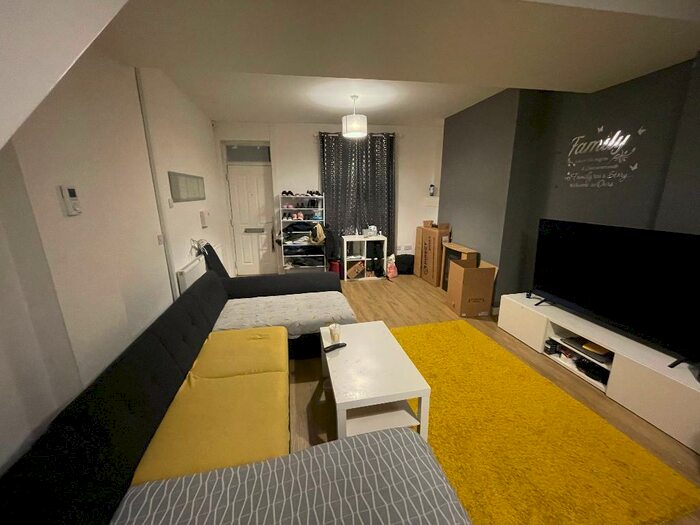 2 Bedroom Terraced House To Rent In Midlothian Street, Clayton, Manchester, Lancashire, M11