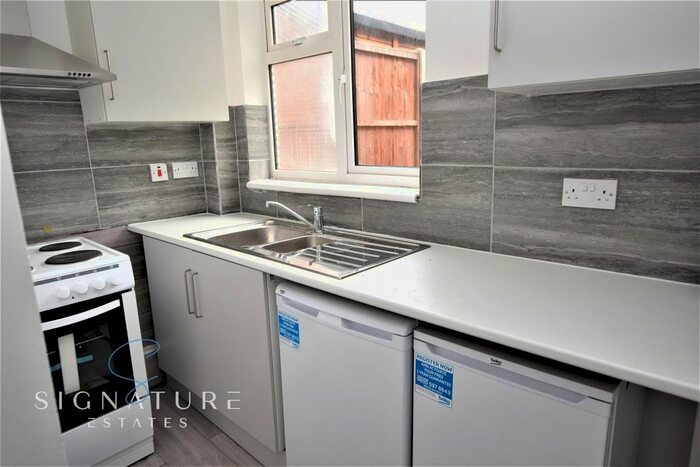 Studio To Rent In Estcourt Road, Watford, WD17