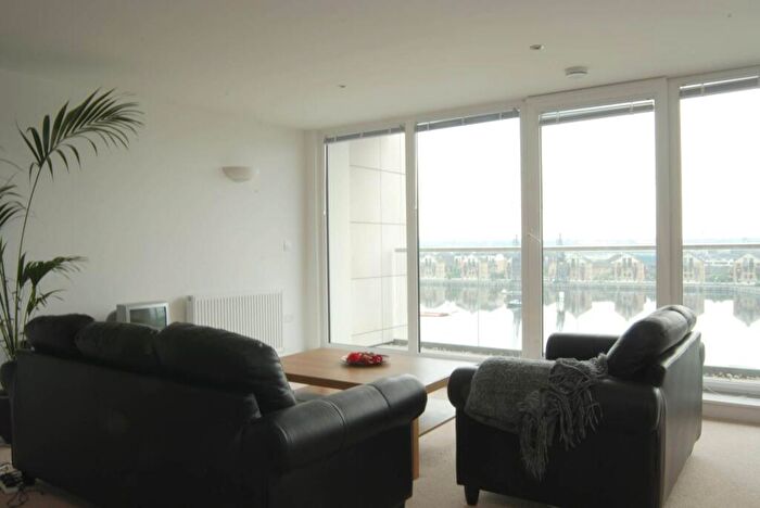 2 Bedroom Flat To Rent In Adriatic Apartments, Royal Docks, London, E16
