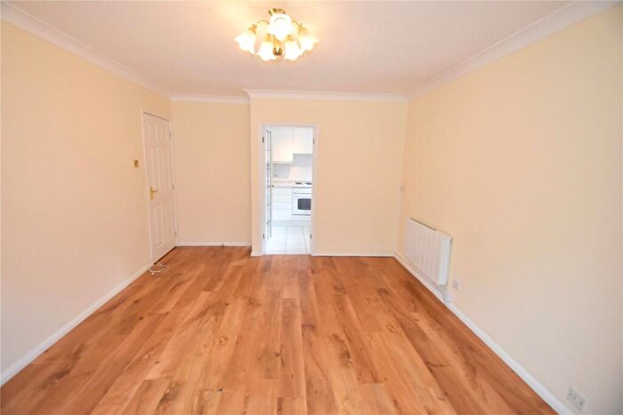 2 Bedroom Apartment To Rent In Clarence Court, Clarence Road, Windsor, Berkshire, SL4