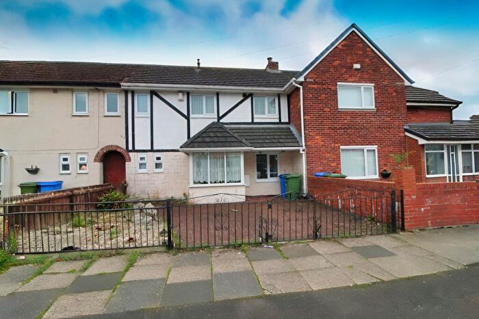 3 Bedroom Terraced House For Sale In Walton Avenue, Blyth, NE24
