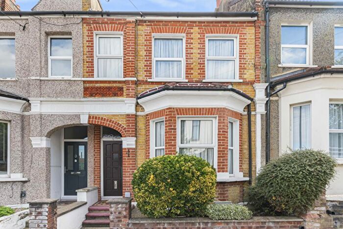 3 Bedroom Terraced House For Sale In Tuscan Road, London, SE18