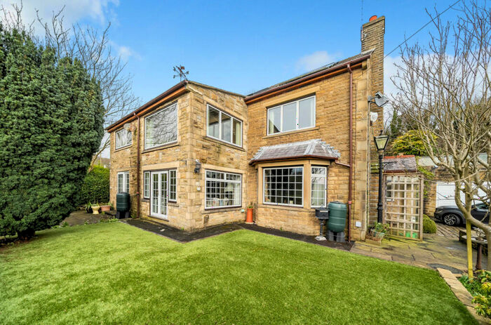 4 Bedroom Detached House For Sale In Goose Eye Brow, Oakworth, Keighley, West Yorkshire, BD22
