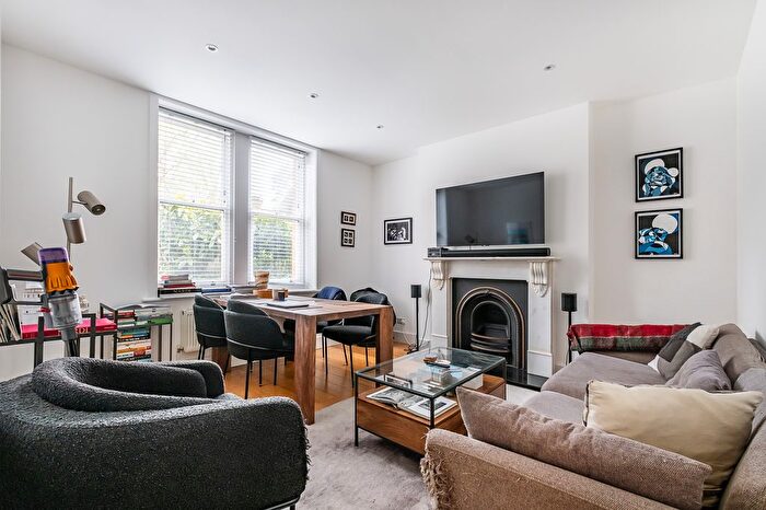 2 Bedroom Flat For Sale In Widley Road, London, W9