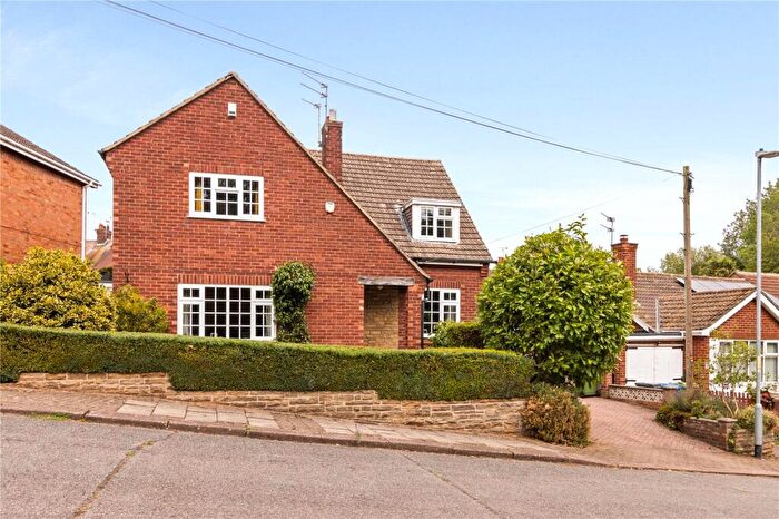 3 Bedroom Detached House For Sale In The Avenue, Gainsborough, Lincolnshire, DN21