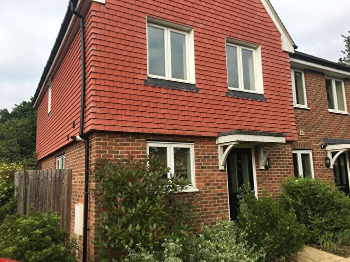 3 Bedroom Semi-Detached House To Rent In Sand Ridge, Ridgewood, Uckfield, TN22