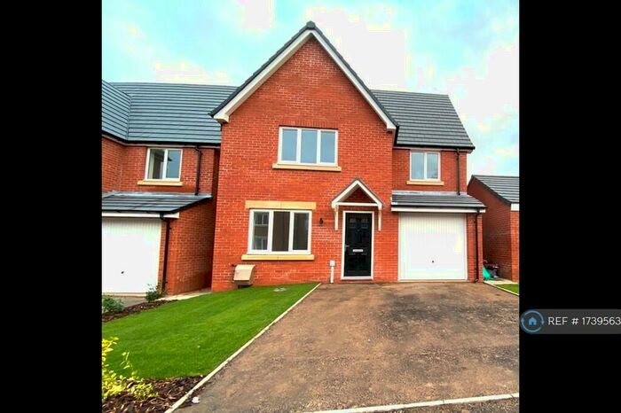 4 Bedroom Detached House To Rent In Heroes Drive, Birmingham, B29