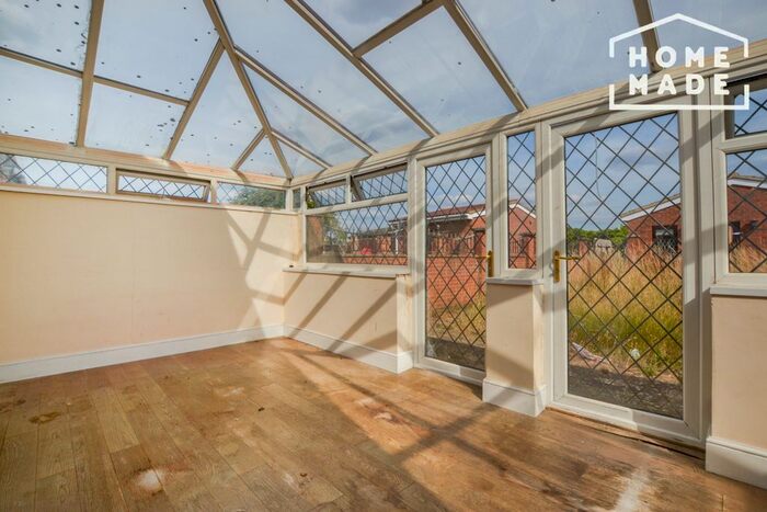 2 Bedroom Detached House To Rent In Hatton Road, Bedfont, Feltham, TW14