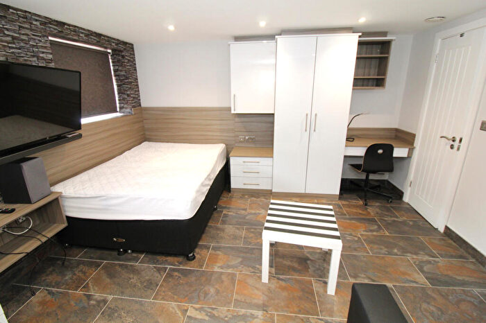 Studio To Rent In Gulson Lodge, Coventry, West Midlands, CV1