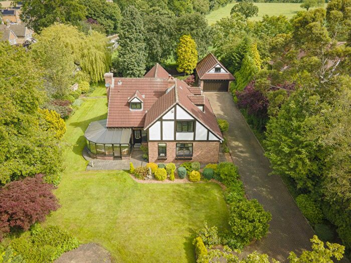 4 Bedroom Detached House For Sale In Woodside Long Lane, Ackworth, Pontefract, WF7