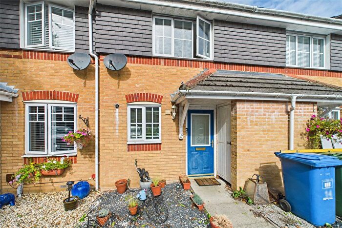 2 Bedroom Terraced House For Sale In Hopper Vale, Bracknell, Berkshire, RG12