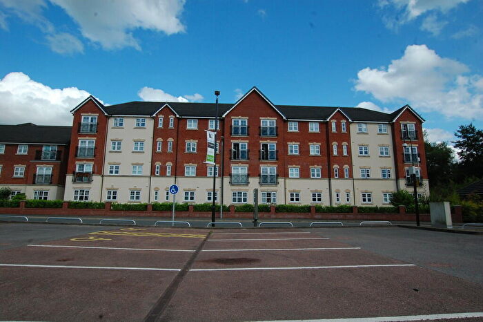 2 Bedroom Apartment To Rent In Astley Brook Close, Bolton, BL1