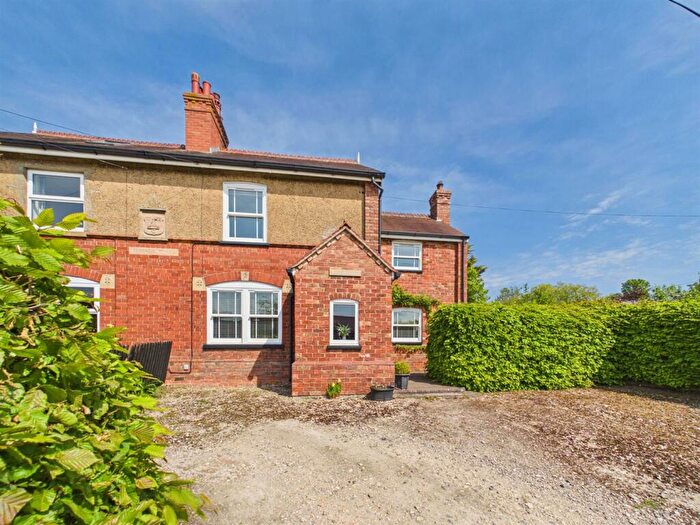 3 Bedroom Semi-Detached House For Sale In Chapel Lane, Legbourne, Louth, LN11