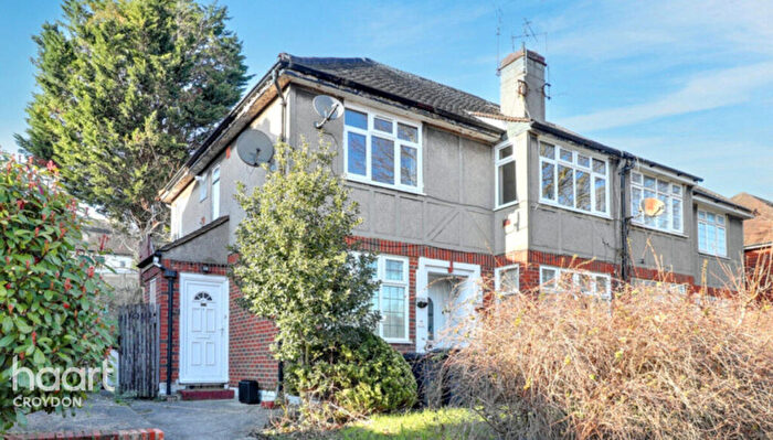 2 Bedroom Flat For Sale In Brighton Road, Purley, CR8