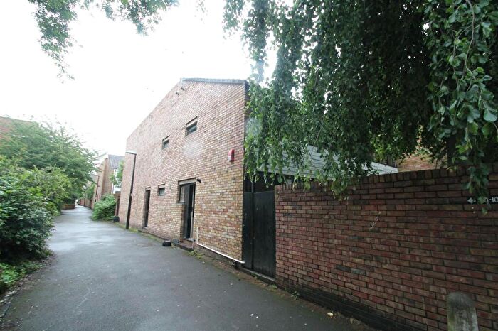 4 Bedroom End Of Terrace House To Rent In B **Student Property** High Kingsdown, Kingsdown, Bristol, BS2