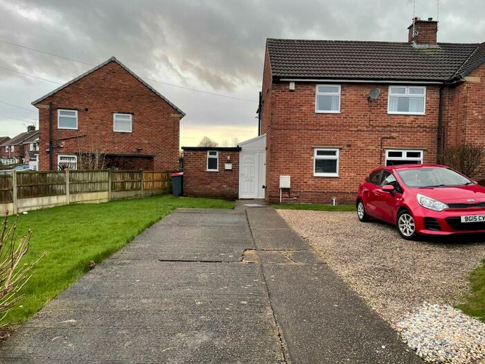 3 Bedroom Semi-Detached House To Rent In Prior Close, Sutton-In-Ashfield, NG17