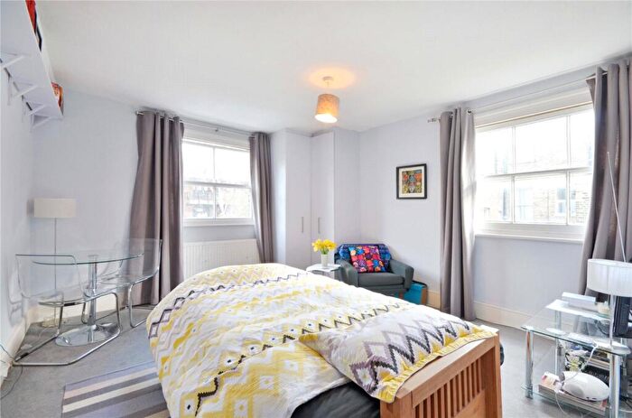 Studio To Rent In Fordwych Road, Kilburn, NW2